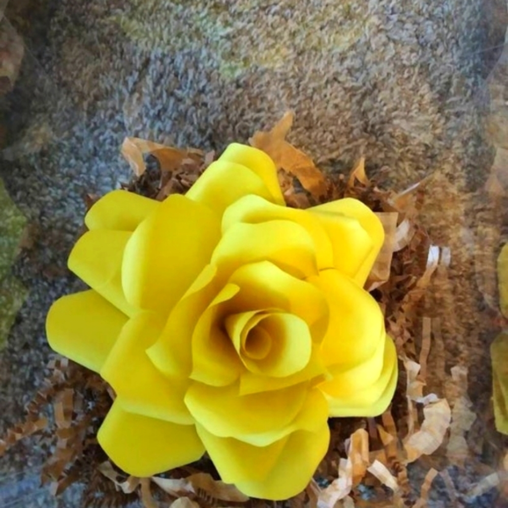 Paper rose